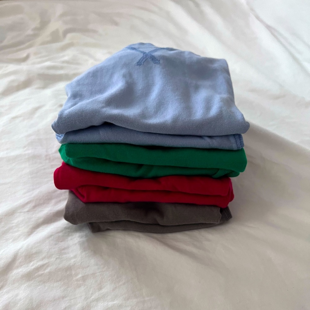 Perfect kids pajamas sets for summer! Selling a set of four